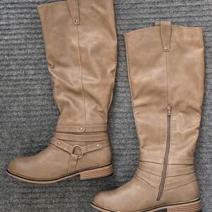 Journee Collection Walla Boot, Taupe Size 7.5  Stylish Tan Knee-High Boots